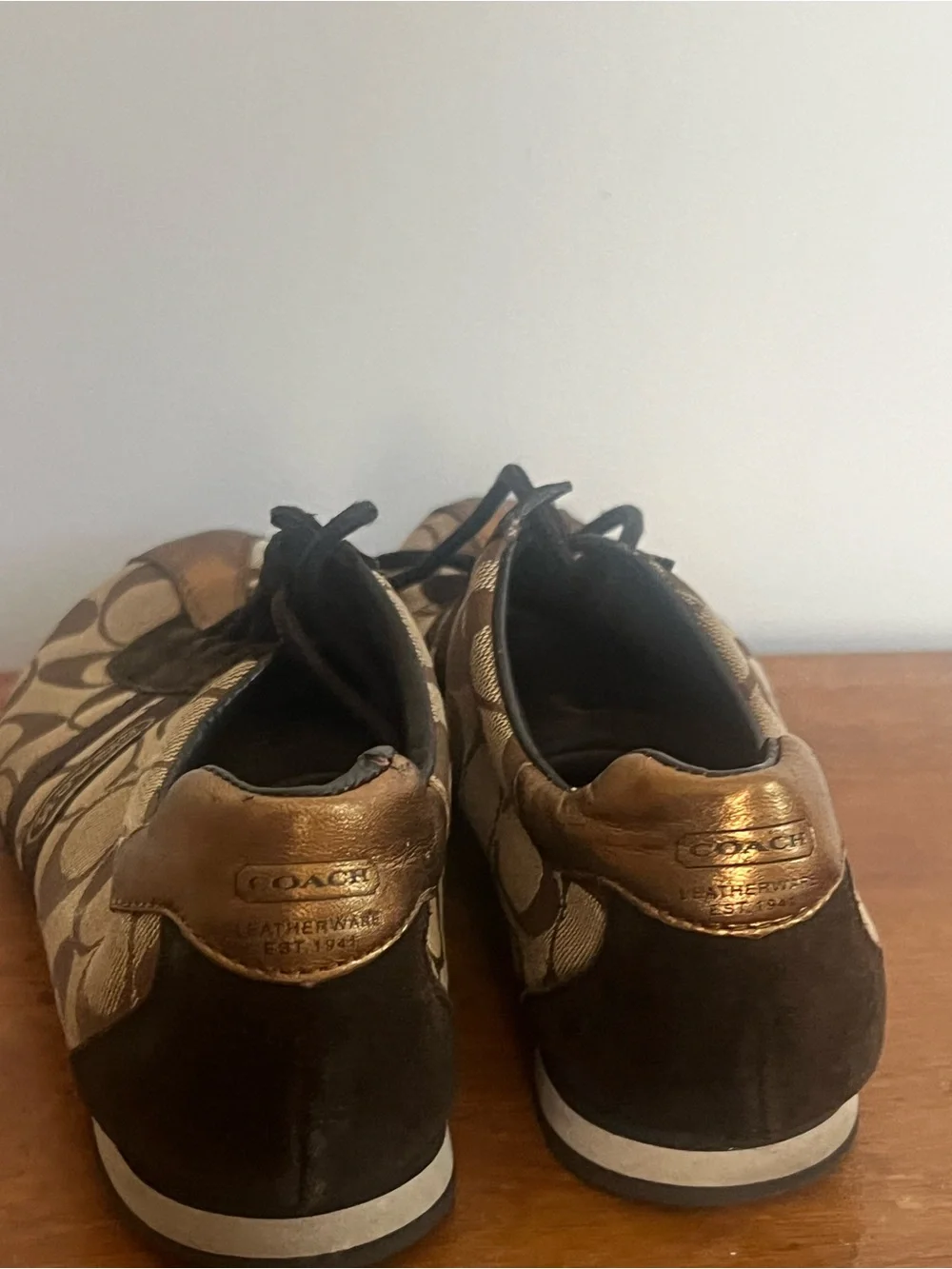 Coach Brown & Tan Signature Logo Low-Top Sneakers